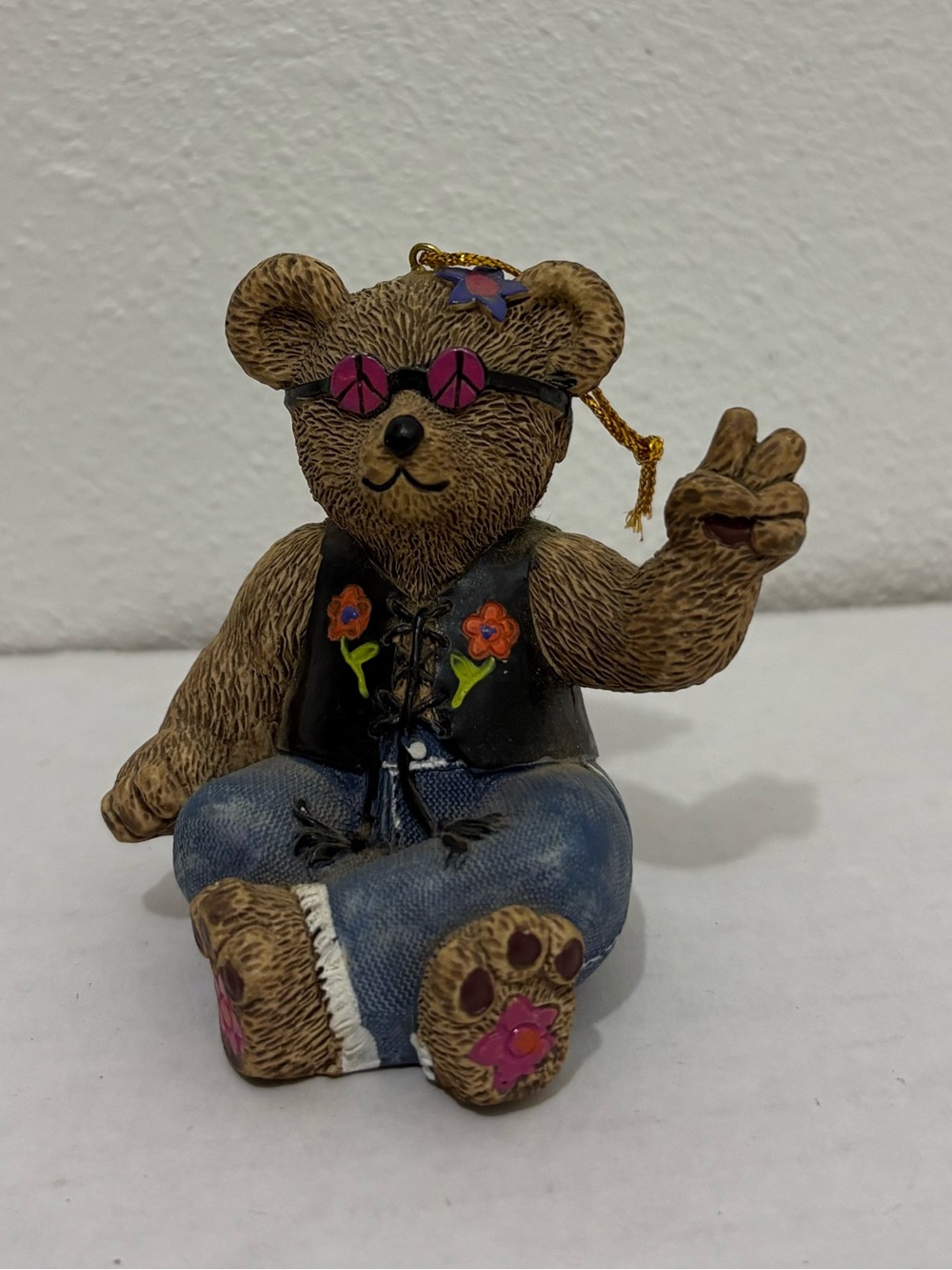 1997 Claires Peace Flowers Hippy BEAR Christmas Ornament Sitting Cross Leg